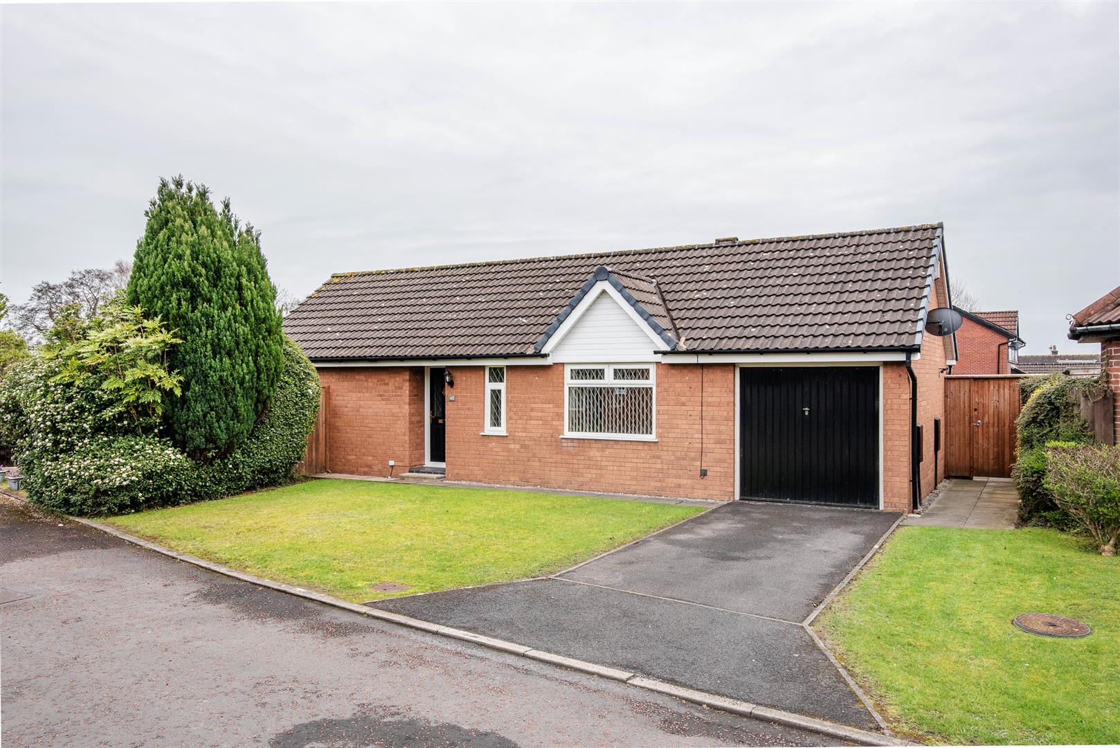2 bed property in The Campions, Preston